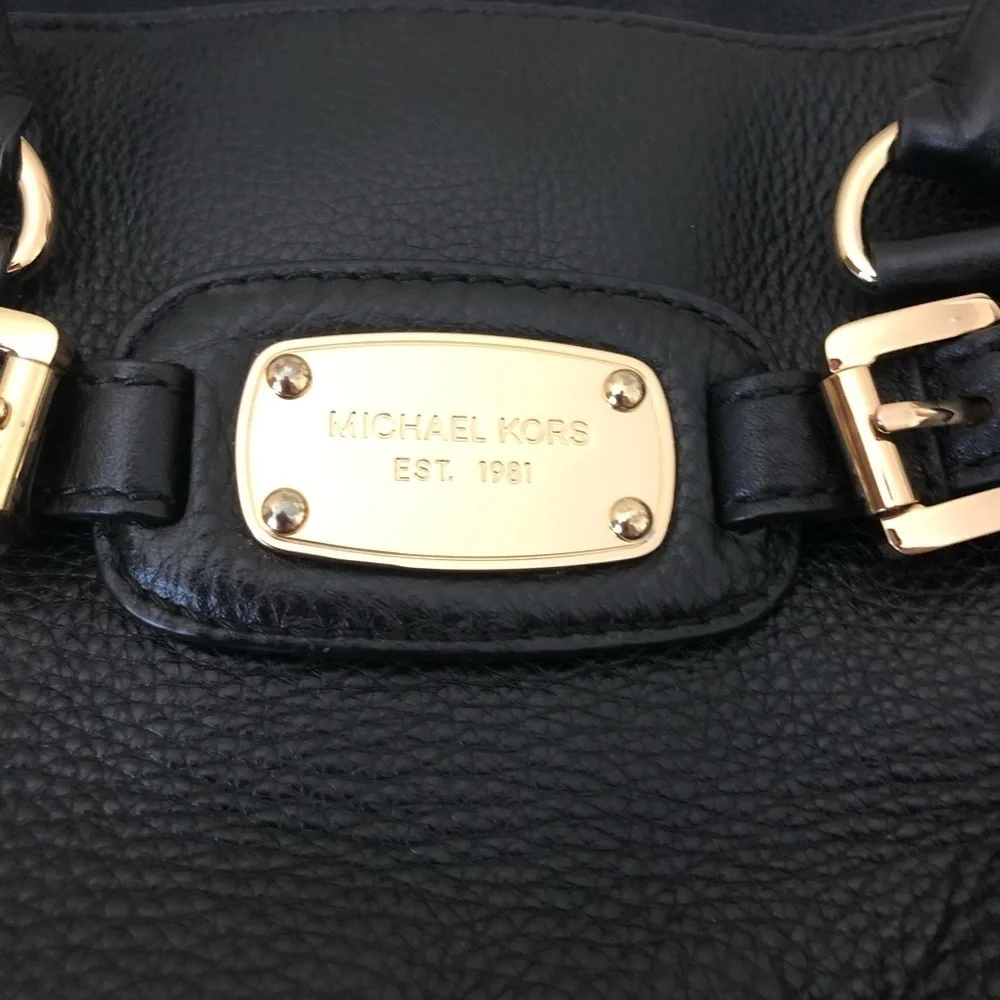 Micheal Kors Large Leather Bag